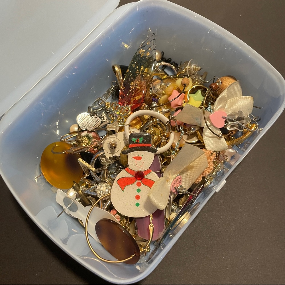 Assorted Bulk Jewelry Findings Some Matches Vintage Broken Random Assortment